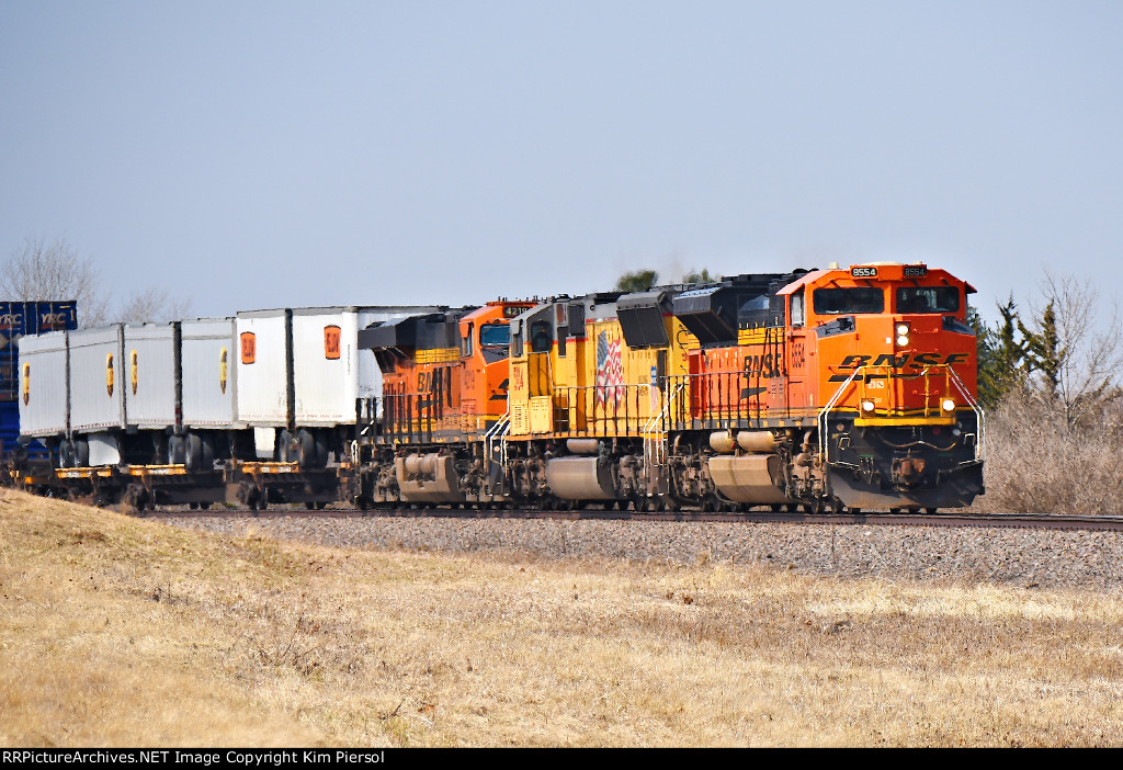 BNSF 8554